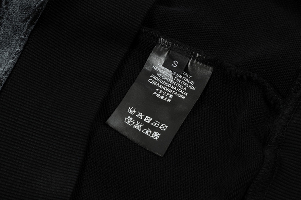 ブランドパーカー着用イメージ